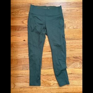 NWT Outdoor Voices Core 7/8 Leggings
